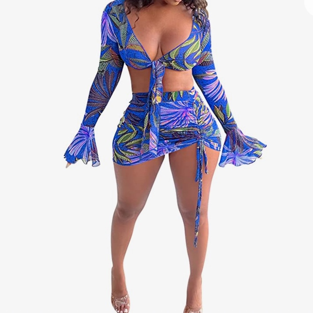 Two piece mesh skirt set